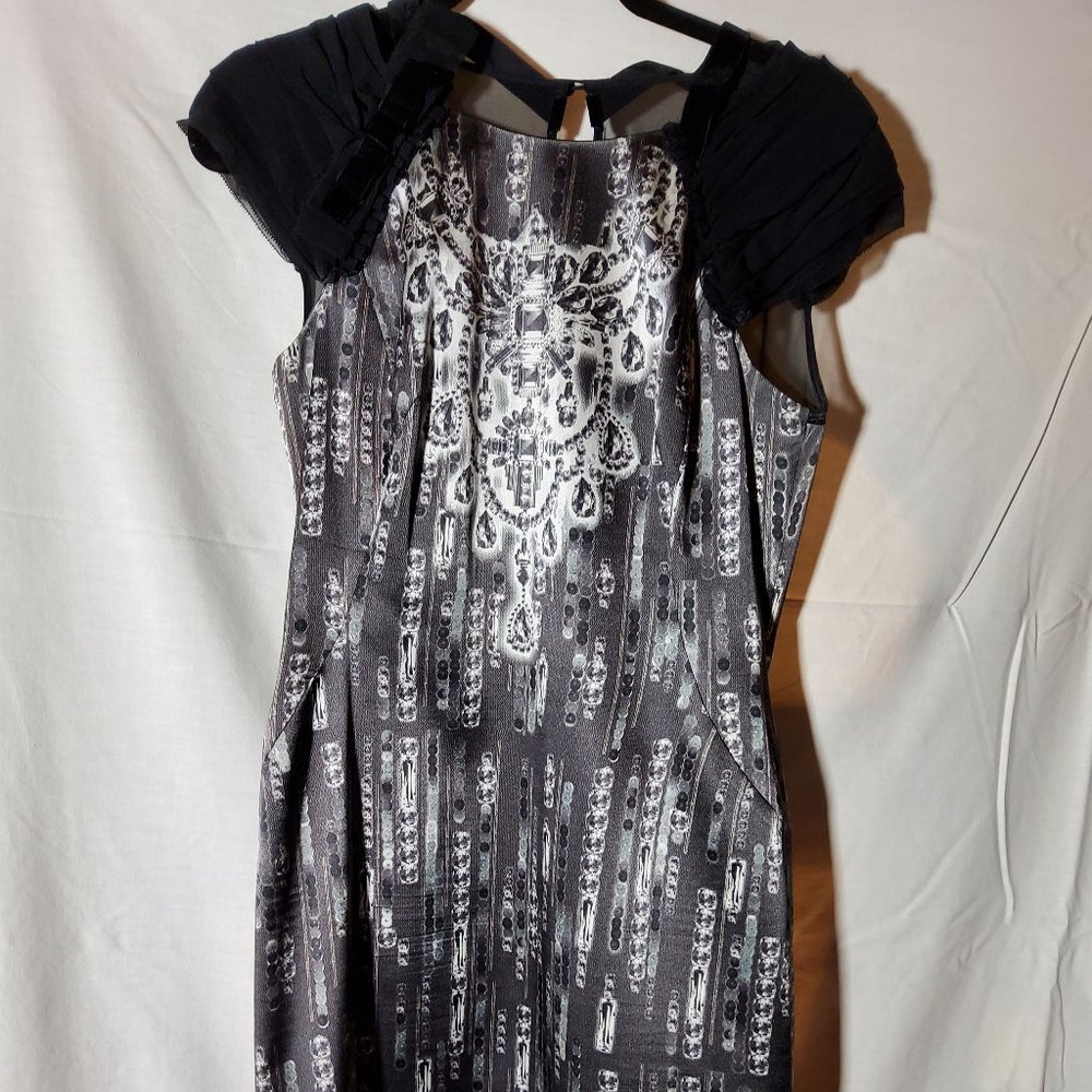 Karen Millen, Size 8, and Black/White
